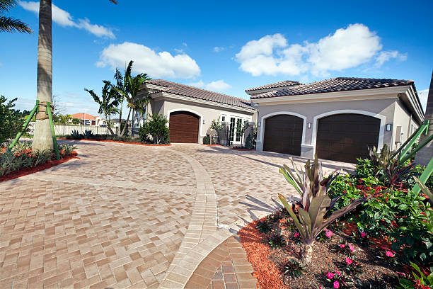 Best Cobblestone Driveway Pavers  in Mledgevle, IL